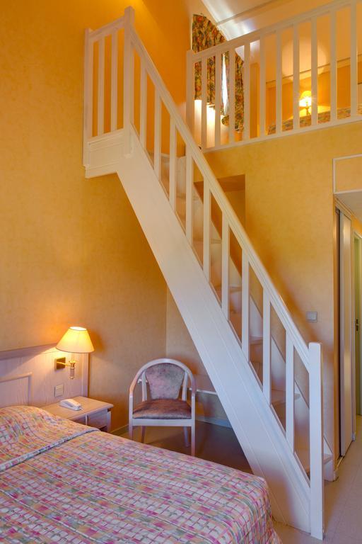 Logis L'Auberge Bourbonnaise Saint-Yorre Екстериор снимка