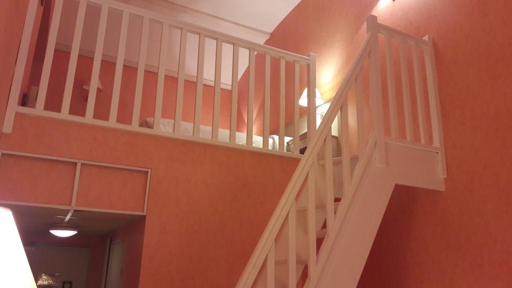 Logis L'Auberge Bourbonnaise Saint-Yorre Екстериор снимка